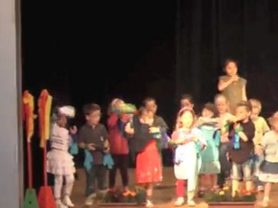 Spectacles Elise Axel et moi Juin 2011