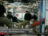 Atlantis se acopla a estación espacial internacional