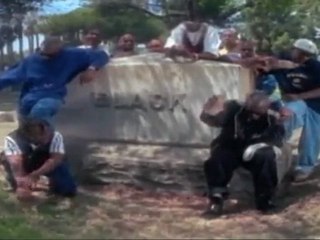 Thug Life "Pour Out a Little Liquor‏"