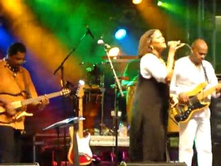 Jocelyne Beroard et Soft "Ké sa lévé" - 10 juillet 2011