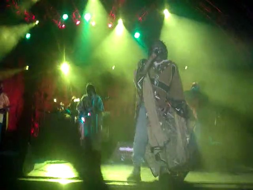 Tiken Jah Fakoly Live @ Montjoux Festival 2011 - Ayebada + L'africain