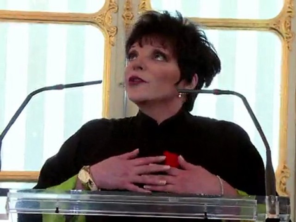 Francia honra a la estrella de "Cabaret", Liza Minnelli