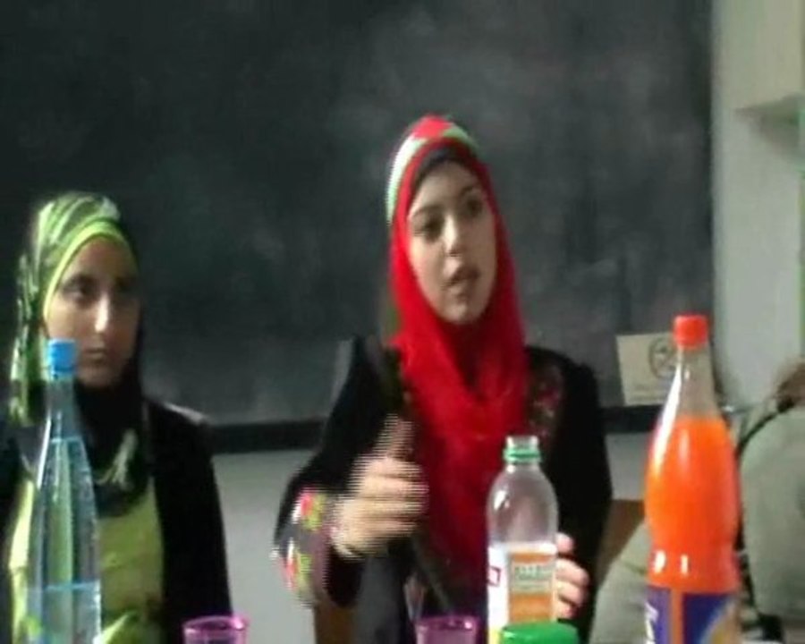 Deux questions à des étudiantes gazaouies en visite en France