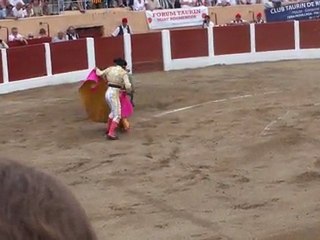 Martinev corrida Céret Travail à la cape une Véronique
