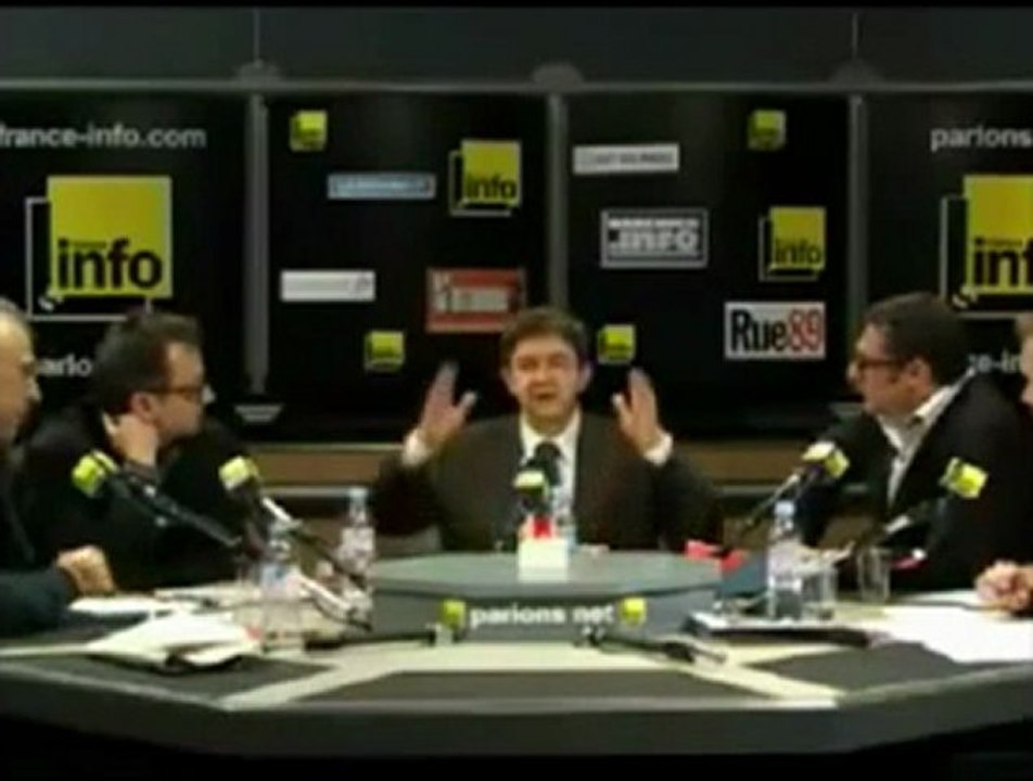 ‪Mélenchon est Franc Maçon, la preuve en image‬‏