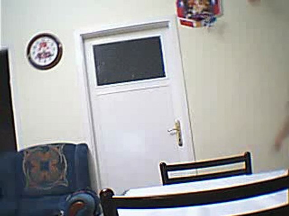 smaçing the video .d