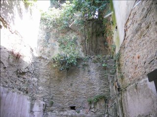 La Cité des RODS du Calvaire de Carcassonne .