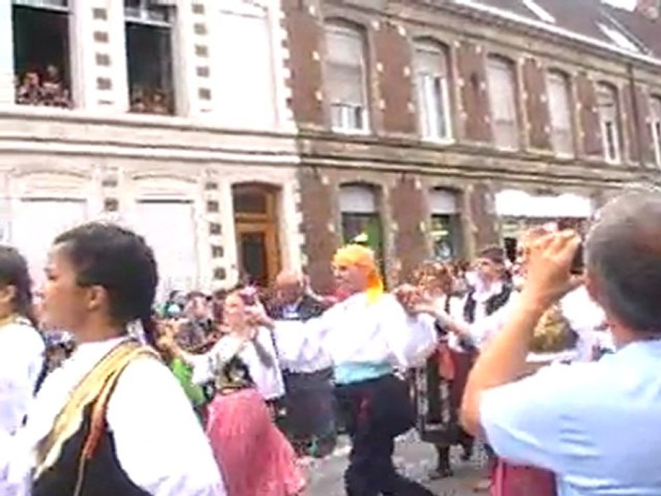 Cortége gigantissimo