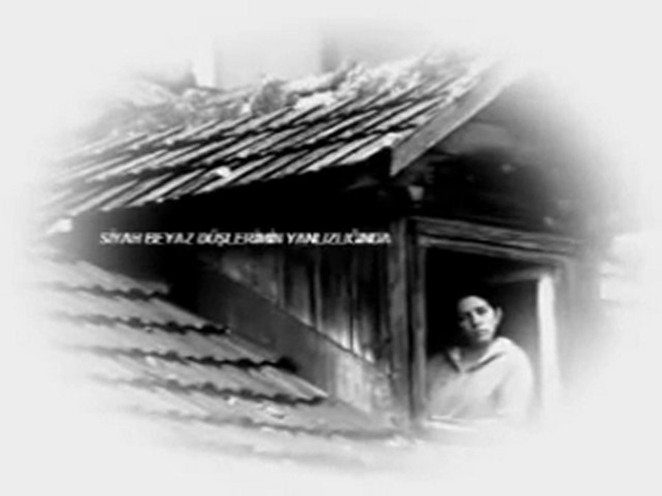 Bilmiyorlar Neden .... www.seslikadro.com sesli chat