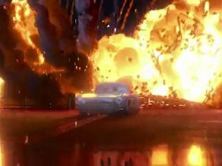 Cars 2 - Extrait : Course poursuite sur la plate-forme pétrolière