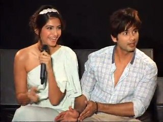 Shahid Kapoor Is Sonam Kapoor's First Co-star Turned Friend – Hot News