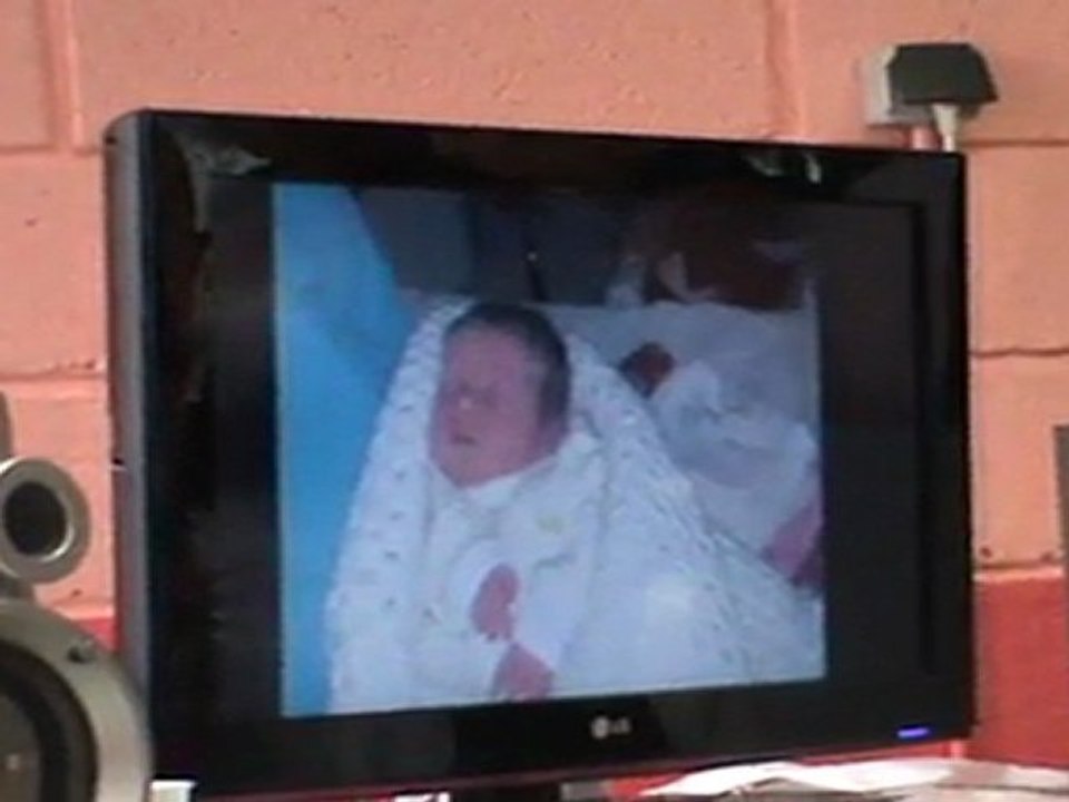 VOILA NOTRE CADEAUX A COCO ET DAV LEUR RENCONTRE AVANC LE MARIAGE BIS A VOUS DEUX