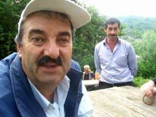 KÖYLÜLLERDEN SELAM VAR