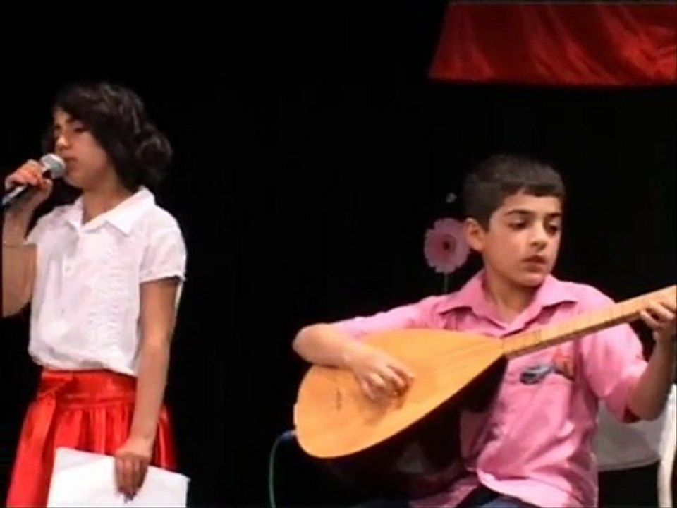 Bölüm 8 - Yılsonu Gecesi - Nuri Erbak İlköğretim Okulu