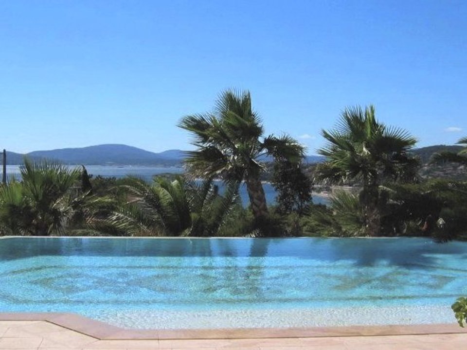 Maison Villa  appartement- Achat Vente Sainte Maxime (83120) - 340 m2  vue mer - N° 11522v - Excellence immobilier