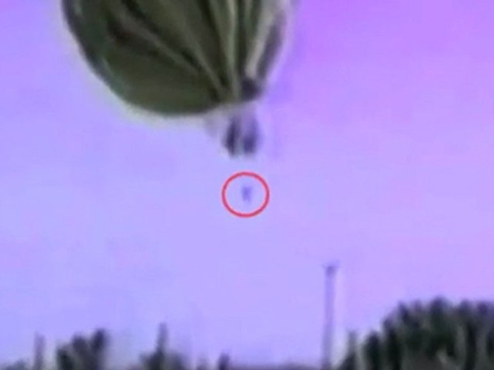 Horrible Balloon Accident On Tape erwischt