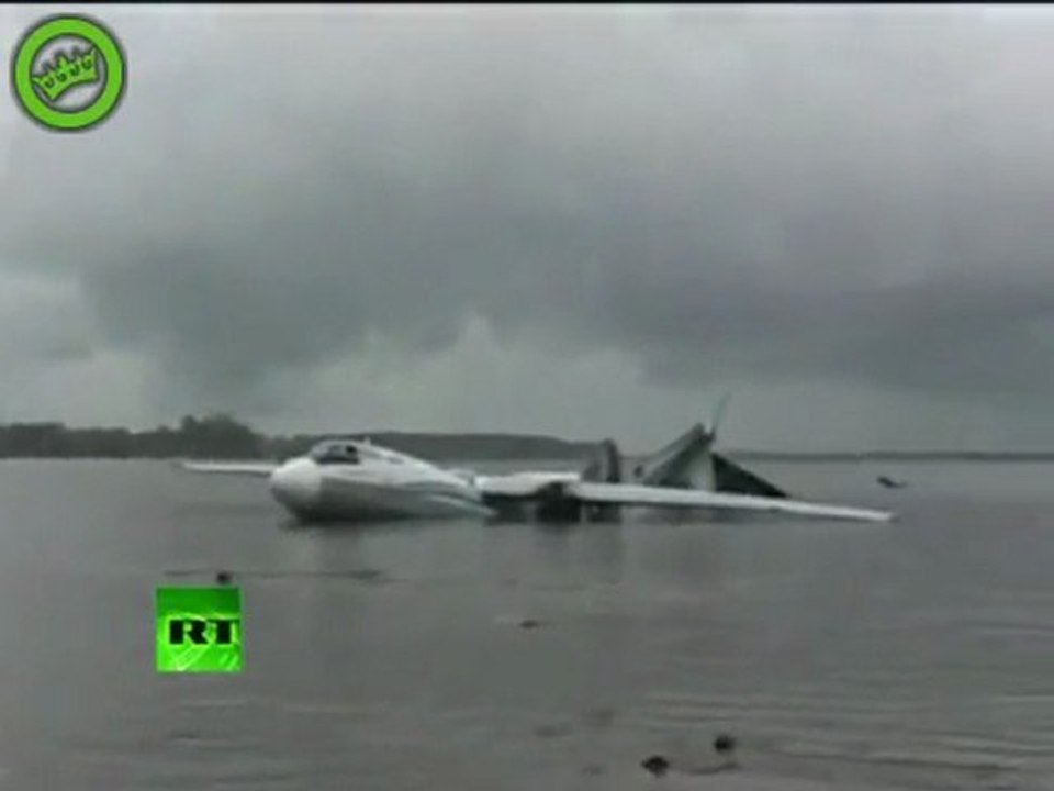 Noodlanding gefangen auf