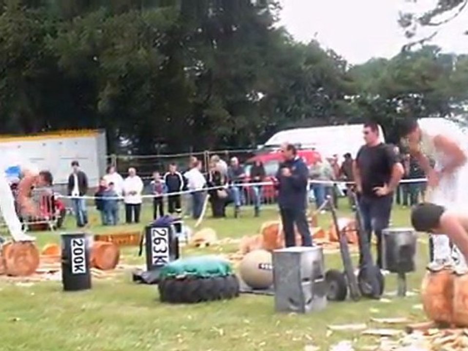 Heure Hache pour les bûcherons basques