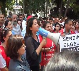 Taksim İlkyardım'da Dev Sağlık-İş Başkanı Arzu Çerkezoğlu Konuşuyor