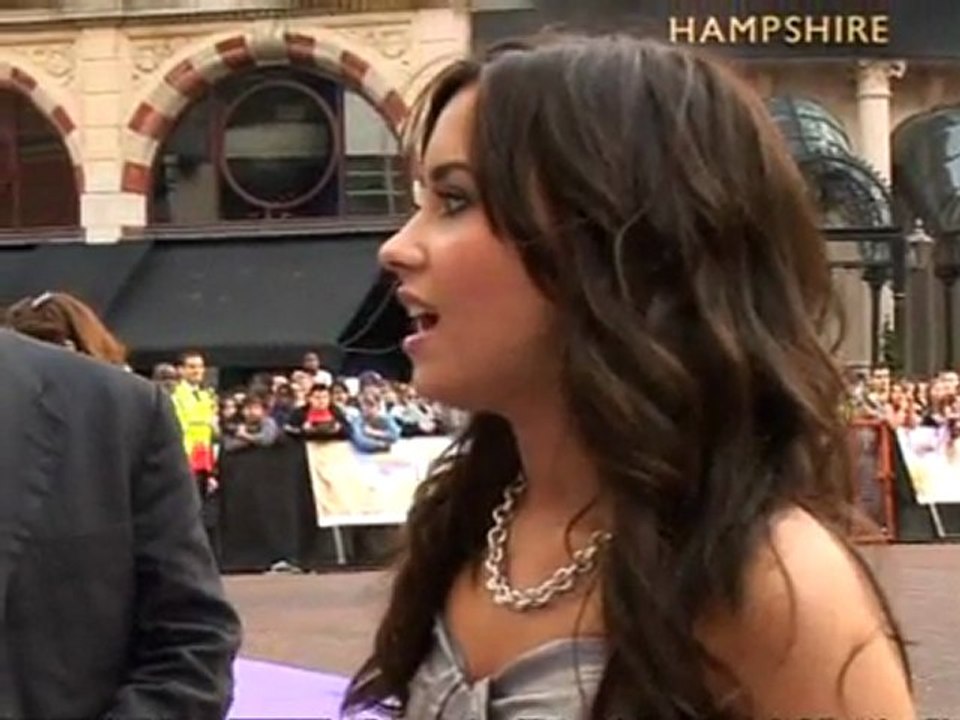 Demi Lovato's Skyscraper tops the charts