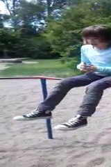 Todessprung auf dem Schulhof