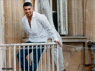 Özcan Deniz-Tomurcuk