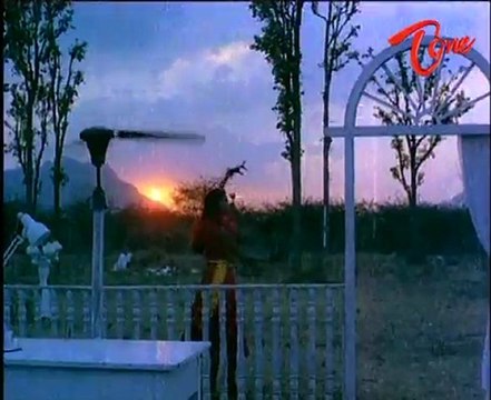 Chettu Kinda Pleader - Jigi Jigi Ja - Ravela Na Roja