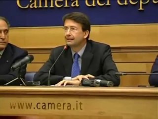 Franceschini - Manovra: pur contrari, permetteremo il voto entro venerdì