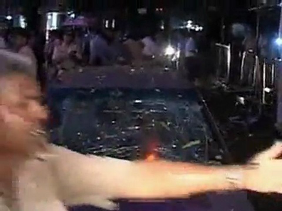 Deadly blasts in Mumbai