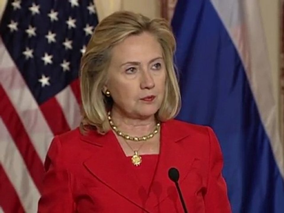 Hillary: ataques desprezíveis