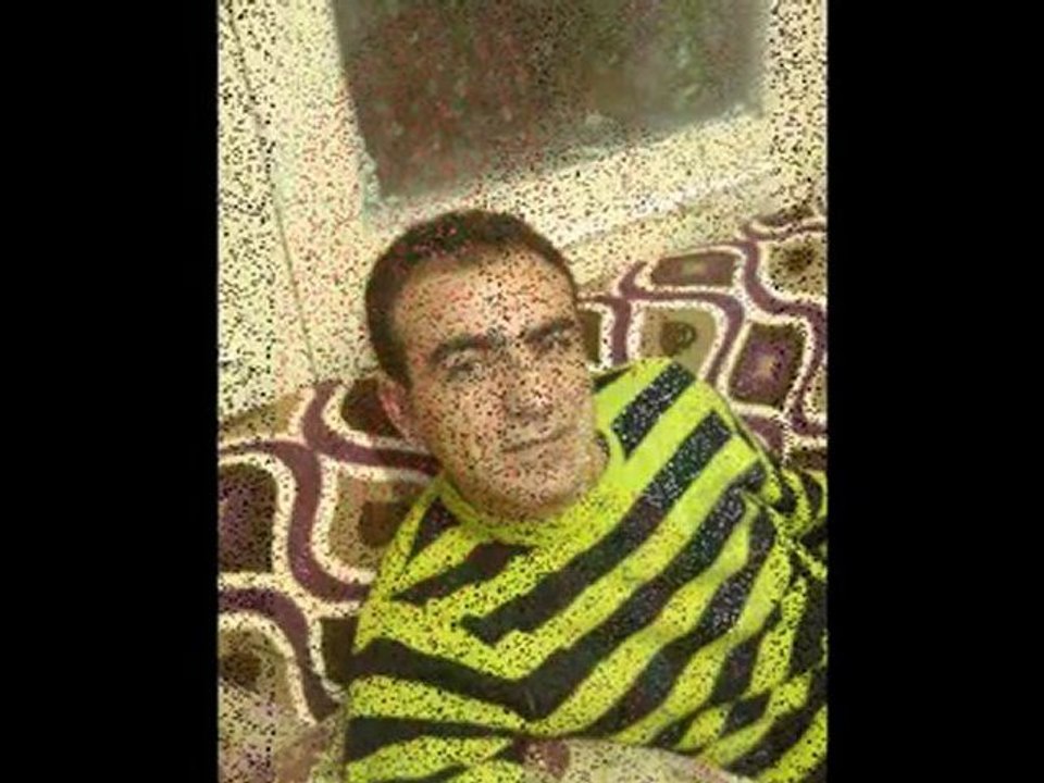 yaşama sebebim ilk ve tek gerçek aşkım söylediğim ve her zaman söyleyeçeğim tek şarkım sevmekten söylemekten yazmaktan bıkmadığım tek aşkım MEHMEDİM