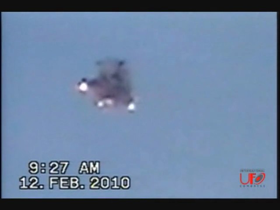 Amazing morphing ufo in mexico - Ovni en transformation 2