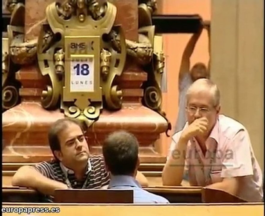 Bolsa de Madrid llega a la media sesión con pérdidas