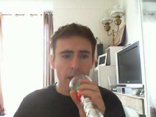 Wiwi égratigne "be my man" d'Asa