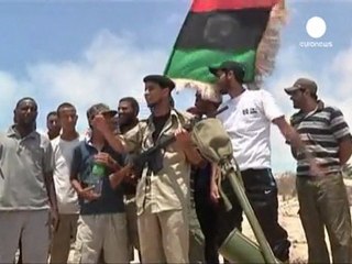 Libyalı muhalifler Trablus'a bir adım daha yaklaştı