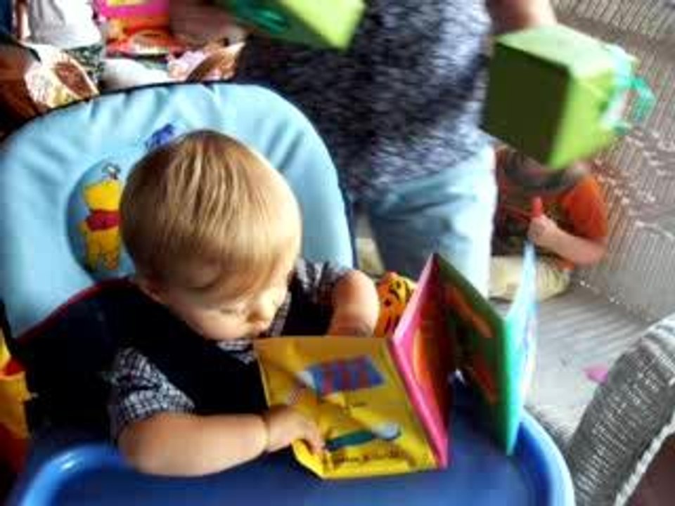 Distribution de cadeaux!