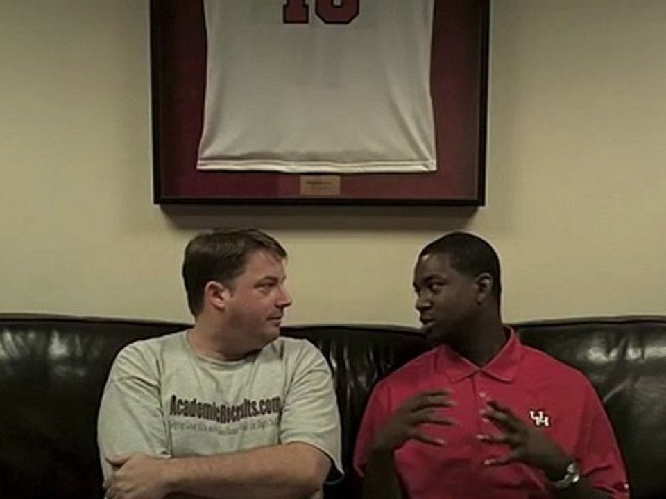 Recruiting Tips #17-Interview w/ UH's Ulric Maligi