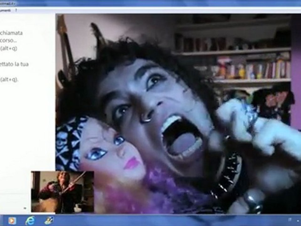 Metallaro rincoglionito in videochat Live Messenger