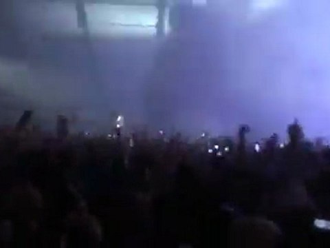 SWEDISH HOUSE MAFIA _ - ONE -YOUR NAME (LIVE WITH PHARRELL)