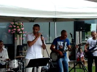 Tof en concert à son mariage