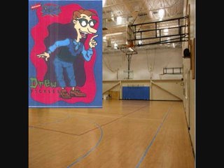 Brony Drew pickles goes to the fillies gym class