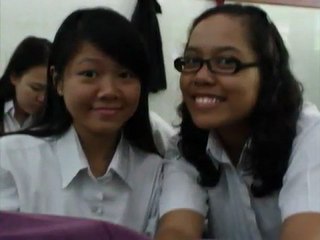 Sebuah Album Foto 12 IS 3  SMA PL YK 2010/2011