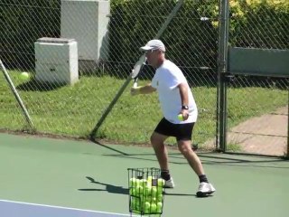 CAP D'AGDE - 2011 - Richard GASQUET s'entraîne au Cap d'Agde