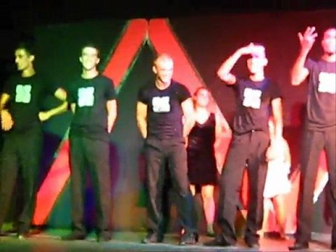 PRESENTATION FIN DE SPECTACLE (3 LES GARCONS 1) LE 25 JUIN 2011