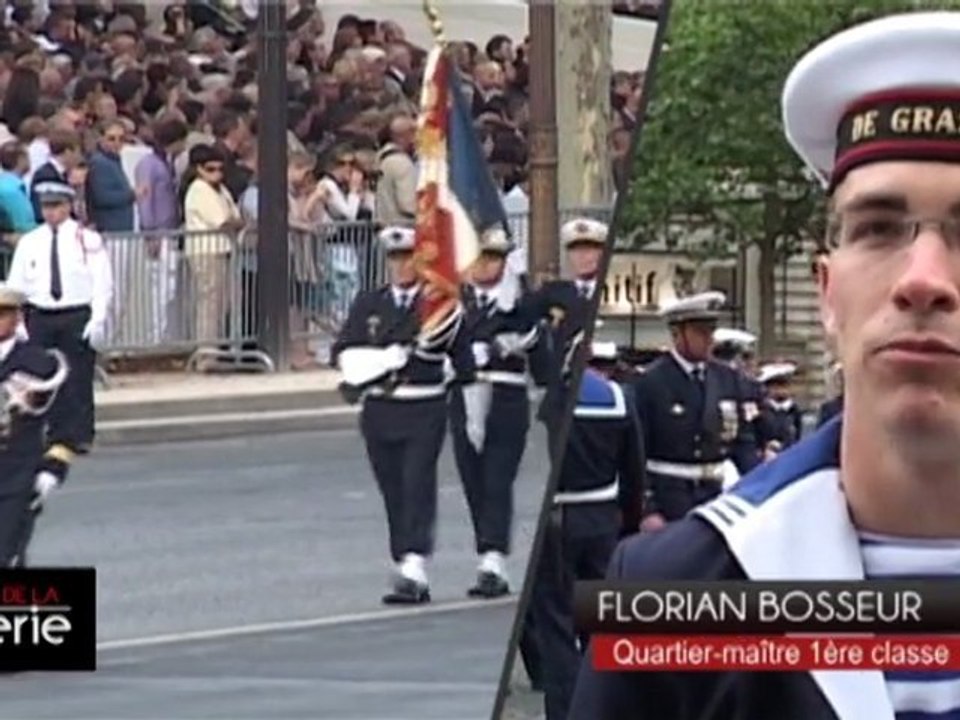 Les pirates somaliens s'attaquent aussi aux bateaux de guerre de la Marine