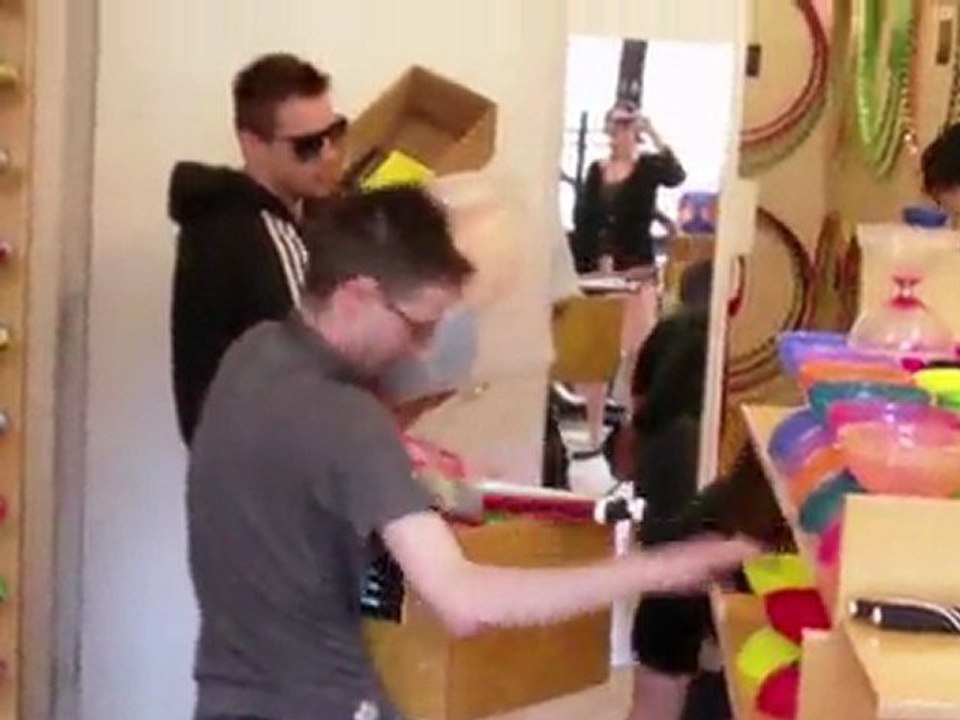 Dube Juggling Presents: Tony Pezzo + Luke Wilson + Sean Blue