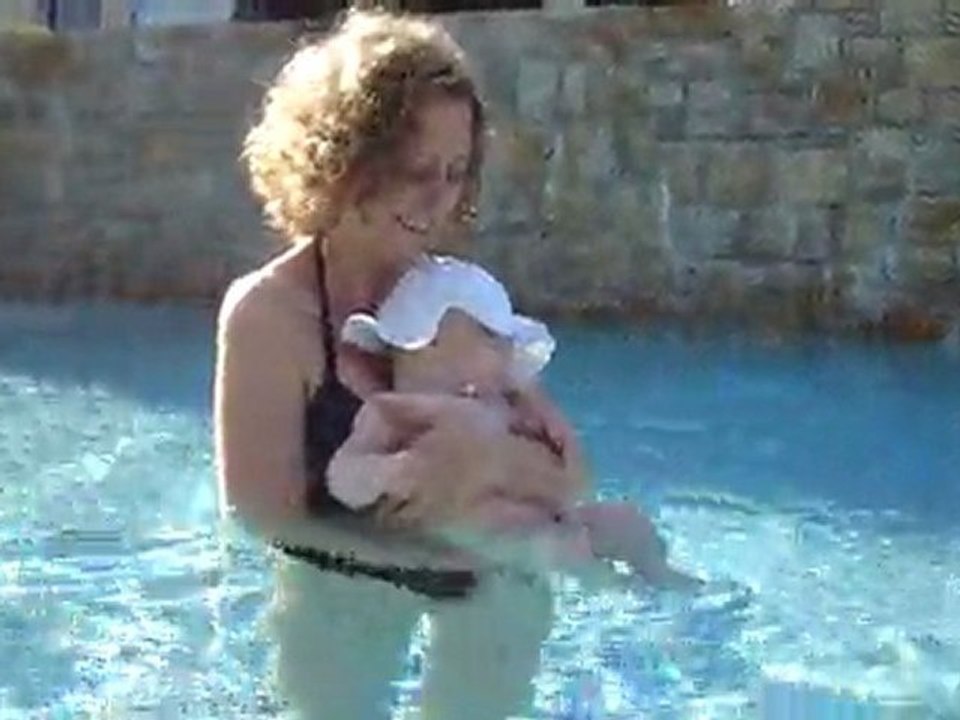 15-07-2011 dans la piscine
