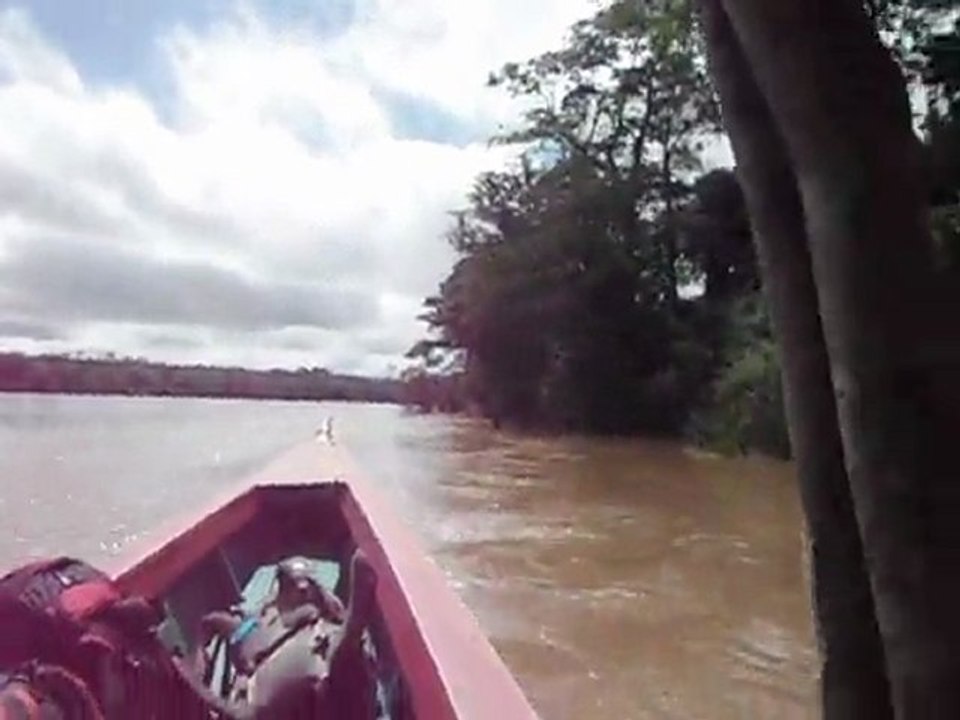 Passage de la frontière Mexique-Guatemala sur le Rio Usumacinta