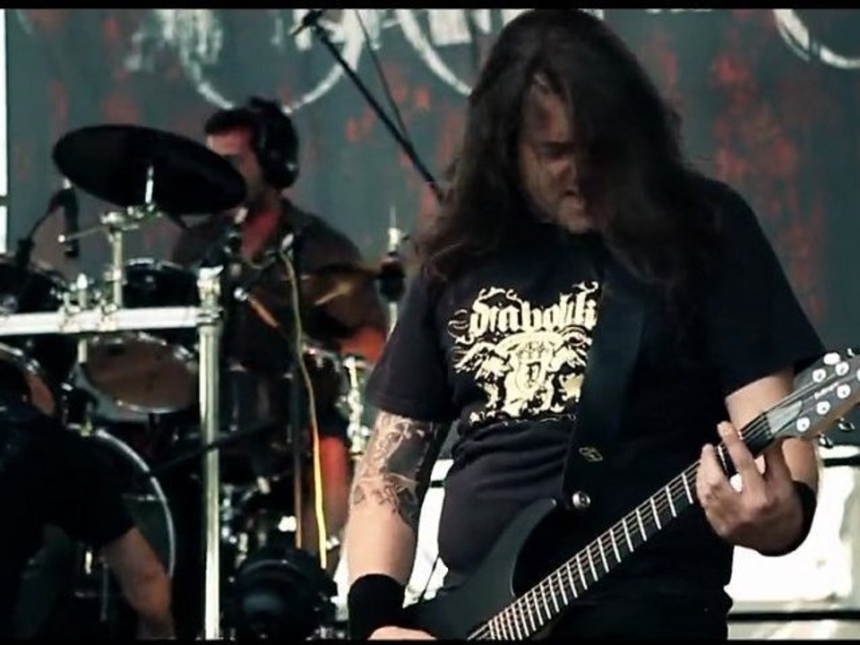 xtrunk - Silver tray (live) - HD - Triprod