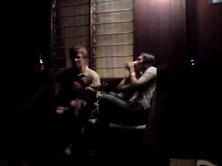 Reprise acoustique de Hey Ya